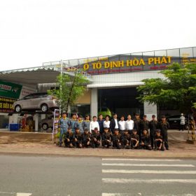 Garage O To Dinh Hoa Phat
