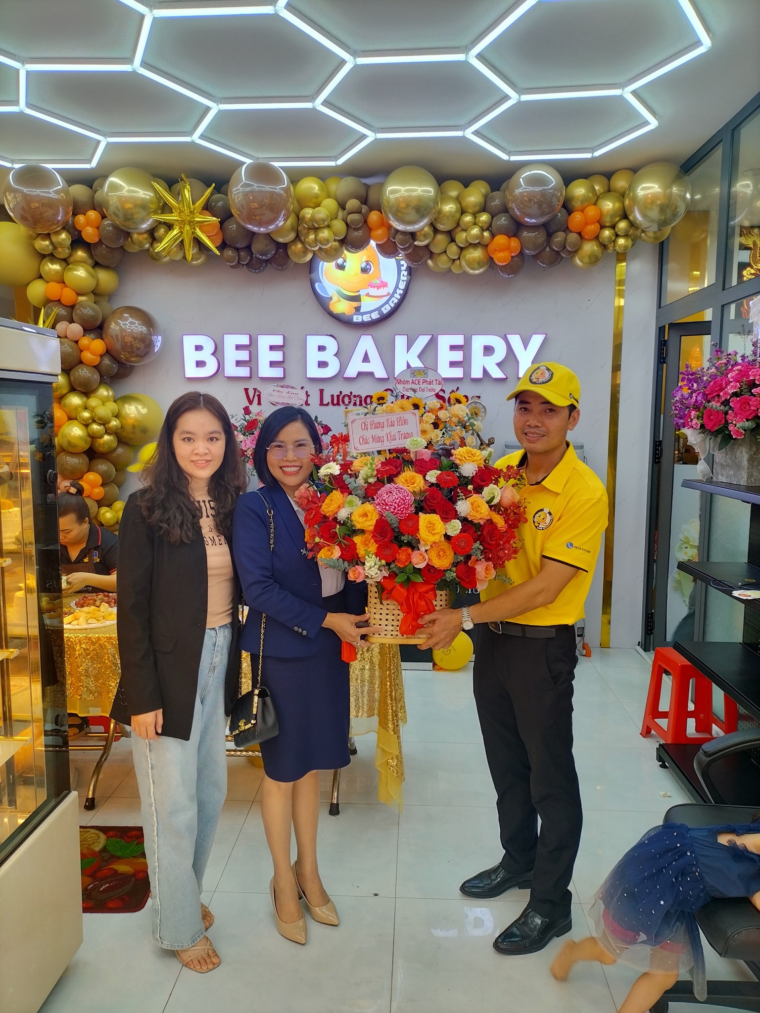 bee bakery